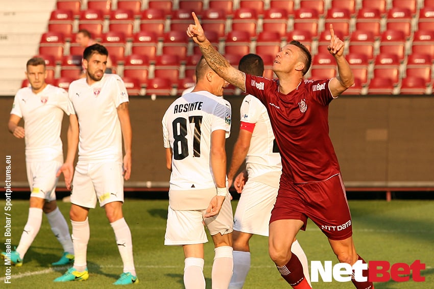 Cristian Bud sarbatoreste hattrick-ul din meciul cu Voluntari