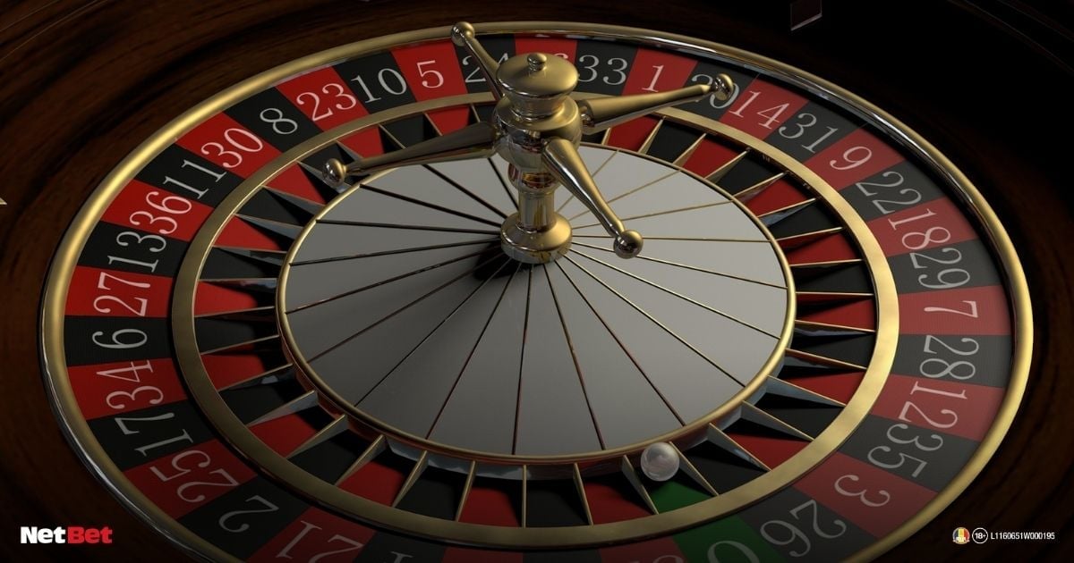 Diferența dintre roata de ruletă europeană (0) și americană (0 și 00)