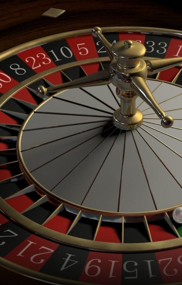 Roată de ruletă europeană și americană în cazino